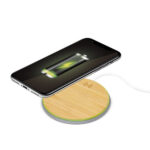 Еко бежичен полнач 10W бамбус - Image 5