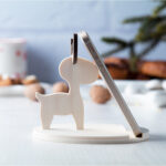 Држач за мобилен, дрвен, елен - Image 4