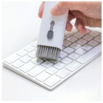 Сет за чистење тастатура,слушалки,телефон 7 во 1 - Image 8