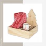 Даровен сет со ќебе, чаша, украс во дрвена кутија - Image 2