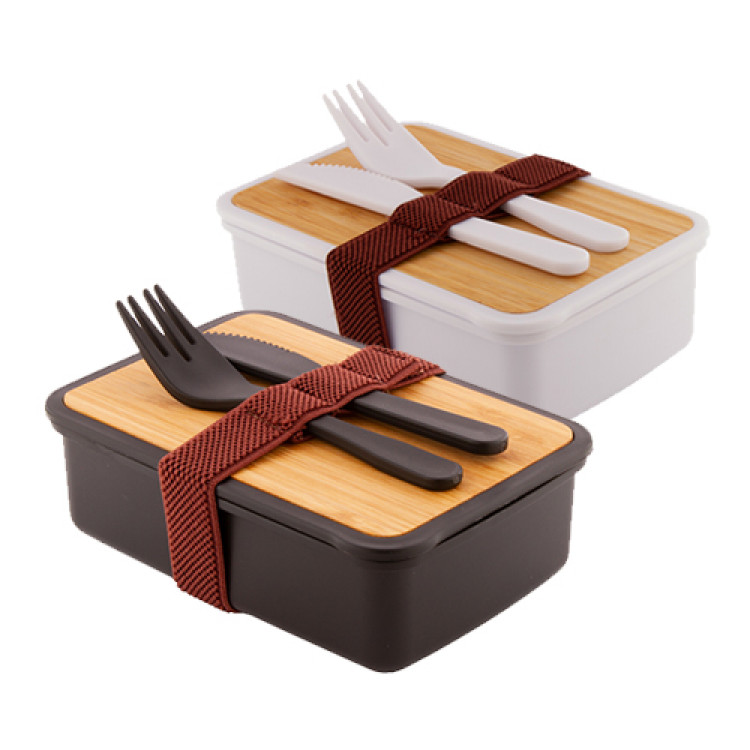 Кутија за храна со прибор