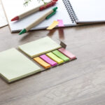 самолепливи ливчиња